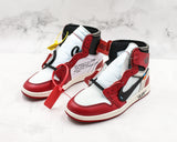 Off-White x Air Jordan 1 Chicago - Celebrity fashion